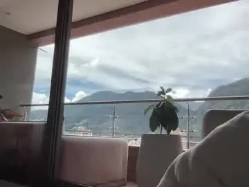 Chaturbate Adult Webcams of naomigomezz