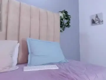 Chaturbate Live Porn of violet_moon20