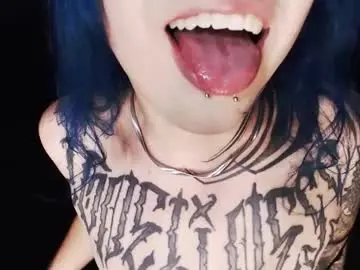 Chaturbate Sex Cam of cybertrouble_