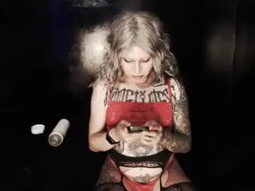 Chaturbate Adult Webcams of cybertrouble_