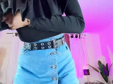 Chaturbate Live Sex Cam of valery_yepes_