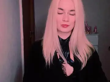 Chaturbate Live Porn of carinfox