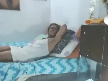 Chaturbate Live Sex Cam of bardotbigcocktsx