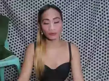 hugecockforyouxx from chaturbate