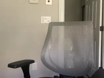 Chaturbate Free Live Porn of mariow9768