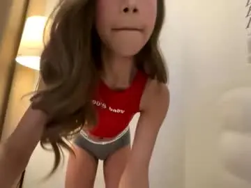 Chaturbate Nude Webcam of oliviaarmani