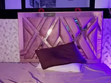 Chaturbate Free Porn Cam of pixy_20