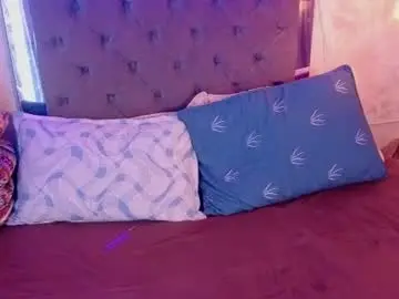 Chaturbate Free Live Porn of pixy_20
