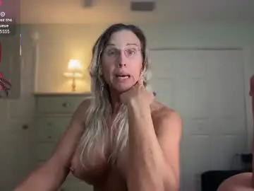 Chaturbate Sex Cam of christinabruce