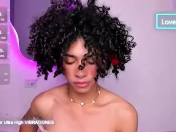 Chaturbate Live Porn of alaiasexygirl