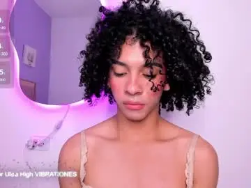 Chaturbate Live Sex of alaiasexygirl