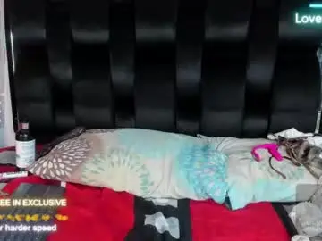 Chaturbate Sex Cam of alaiasexygirl