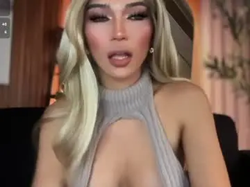 womanofyourdesire_ts from chaturbate
