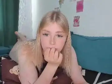 Chaturbate Sex Chat of krisi_myrr