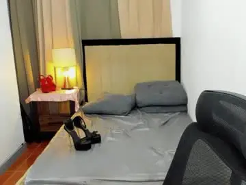 Chaturbate Live Sex Cam of zahara_nyx