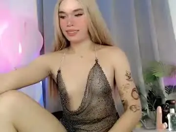 Chaturbate Sex Cam of lucy_juicy18