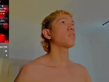 Chaturbate Live Porn of iamjulian_