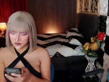 Chaturbate Free Live Porn of amazingcockyurie