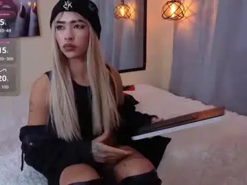 Chaturbate Live Sex Cam of flor_gil