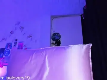 Chaturbate Live Sex Cam of isa_lovers