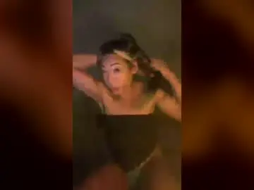 Chaturbate Best live sex cam show of koihoneyxoxo