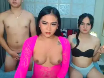 Chaturbate Free Live Porn of hugeiscomingtoyou