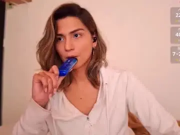 Chaturbate Watch Live Sex Cams of skyamber8v2
