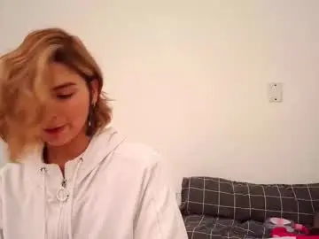 Chaturbate Nude Webcam of skyamber8v2