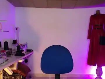 Chaturbate Free Porn Cam of moira_hot