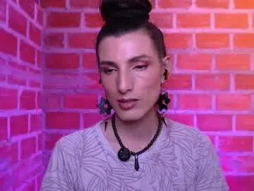 Chaturbate Sex Chat of moira_hot