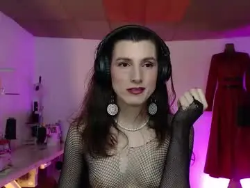 Chaturbate Watch Live Sex Cams of moira_hot