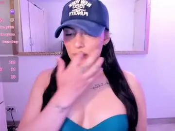 Chaturbate Watch Live Sex Cams of _ericavanderhill_