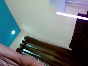 Chaturbate Sex Cam of kristine_lux