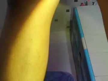 Chaturbate Live Sex Cam of salsalpagirl