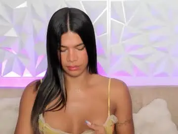 Chaturbate Live Sex Cam of gaby_black_