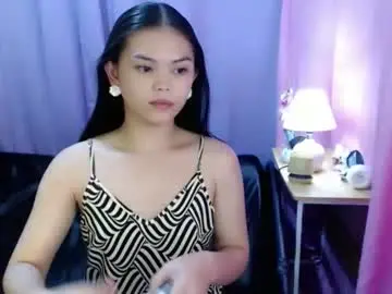 Chaturbate Live Porn of yourlovelytranspinay