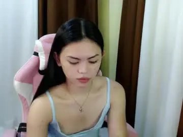 Chaturbate Free Live Porn of yourlovelytranspinay