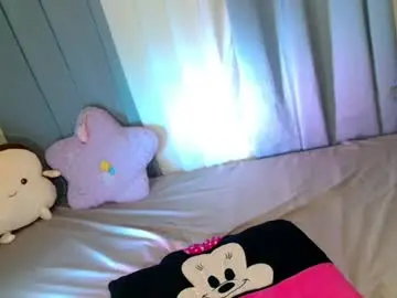 Chaturbate Best live sex cam show of baby_kira1988