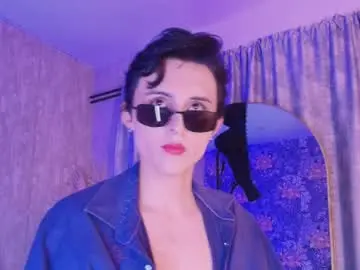 Chaturbate Sex Chat of isol_moora