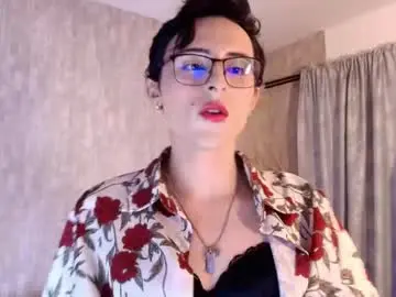 Chaturbate Free Porn Cam of isol_moora