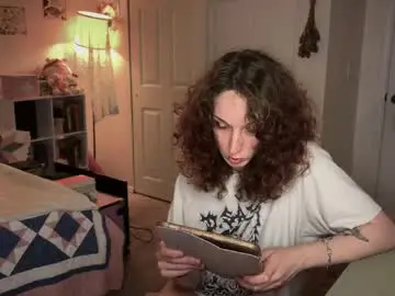 Chaturbate Live Sex Cam of bellababy444