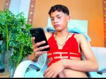 Chaturbate Live Sex Cam of samy_millers