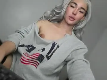 Chaturbate Best live sex cam show of transnextdoor_