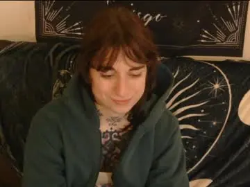 Chaturbate Live Sex Cam of miss_raven_ts