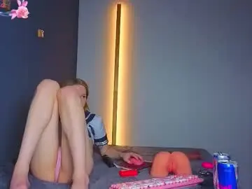 Chaturbate Best live sex cam show of oliviaapink
