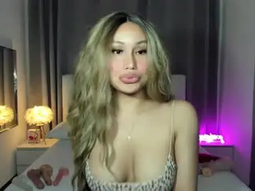 Chaturbate Live Sex of lustfulmonica69