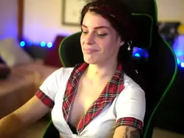 Chaturbate Live Sex Cam of stella_shock