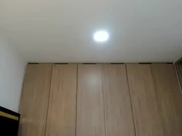 Chaturbate Live Sex Cam of alexamcqueen