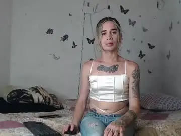 Chaturbate Sex Cam of barbie_hot66