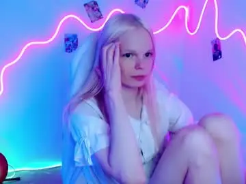 Chaturbate Live Sex Cam of emily_nyaffe